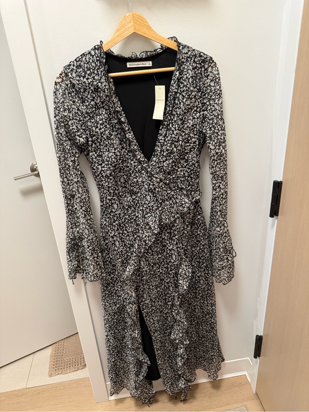 Abercrombie & Fitch Black and White Floral Wrap Midi Dress